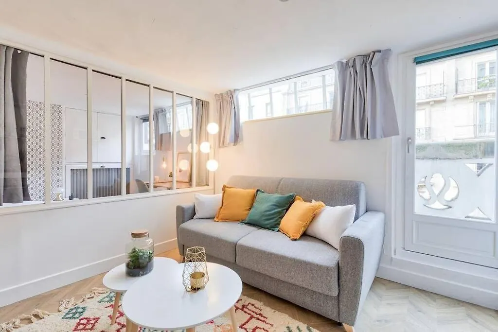 Appartement Refait à neuf proche Arc Triomphe 4P Paris